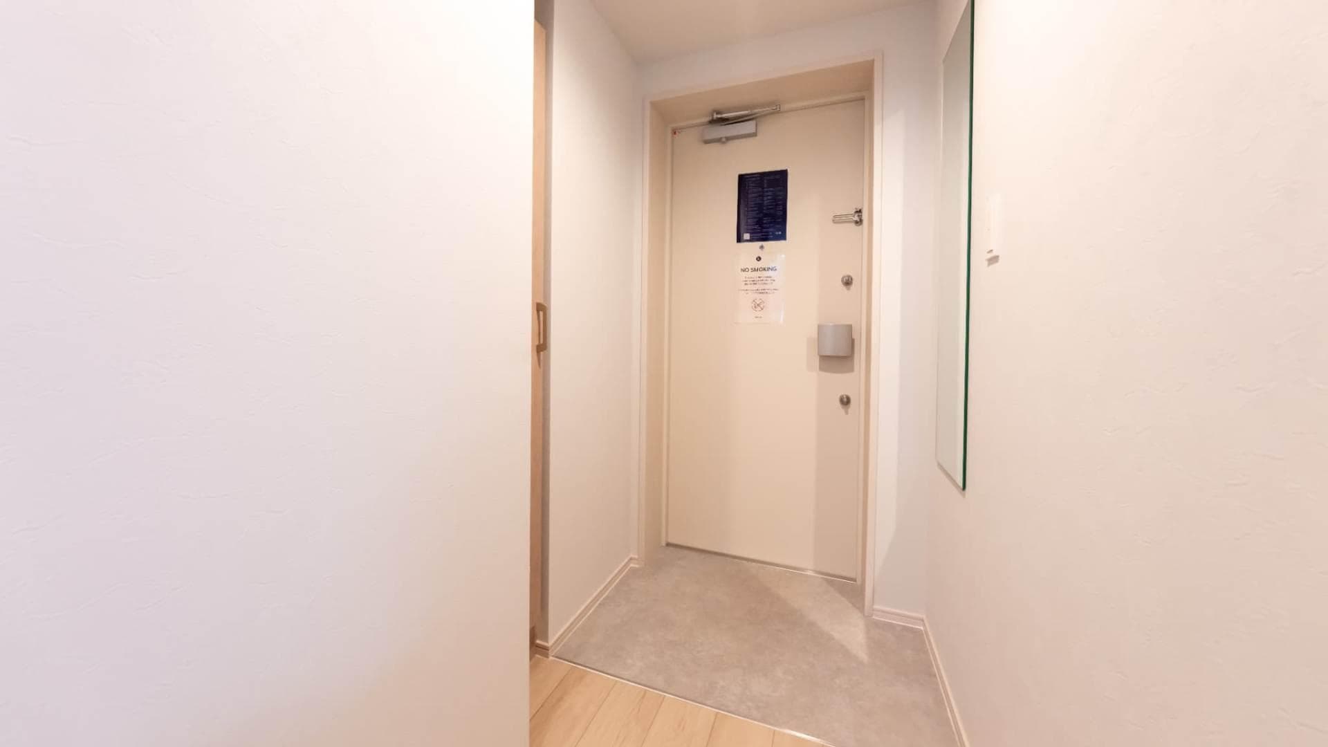 Room image 16