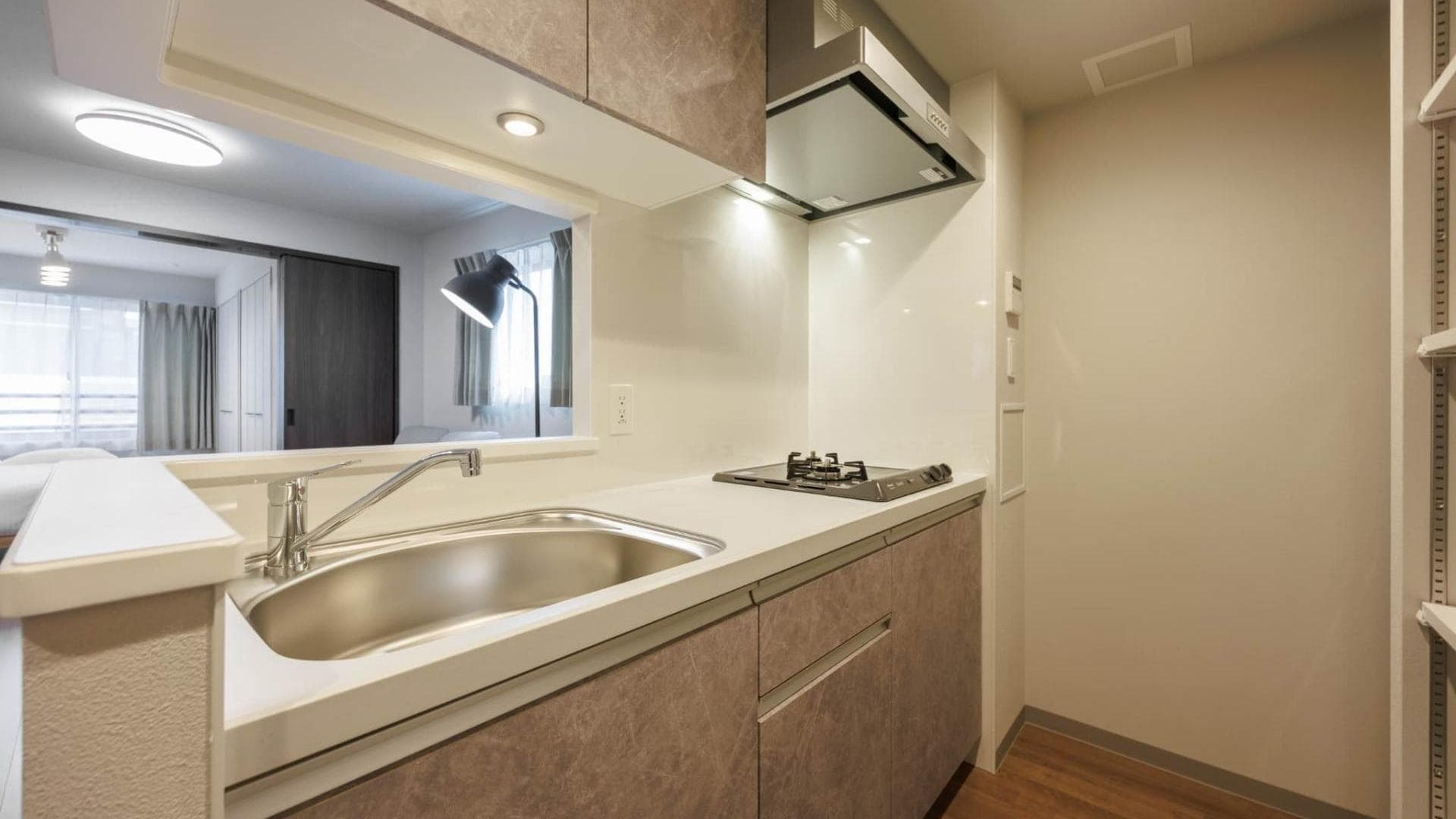Room image 8