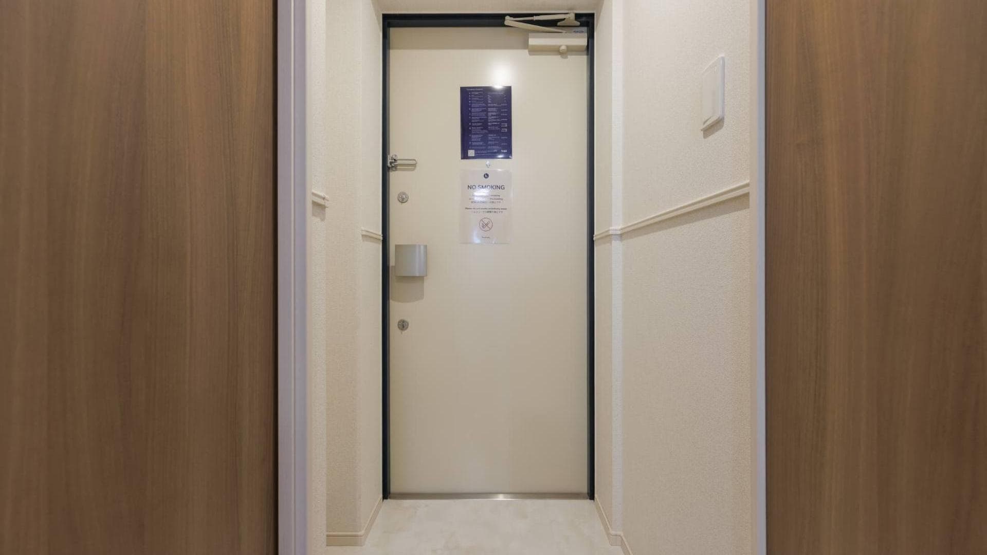 Room image 15
