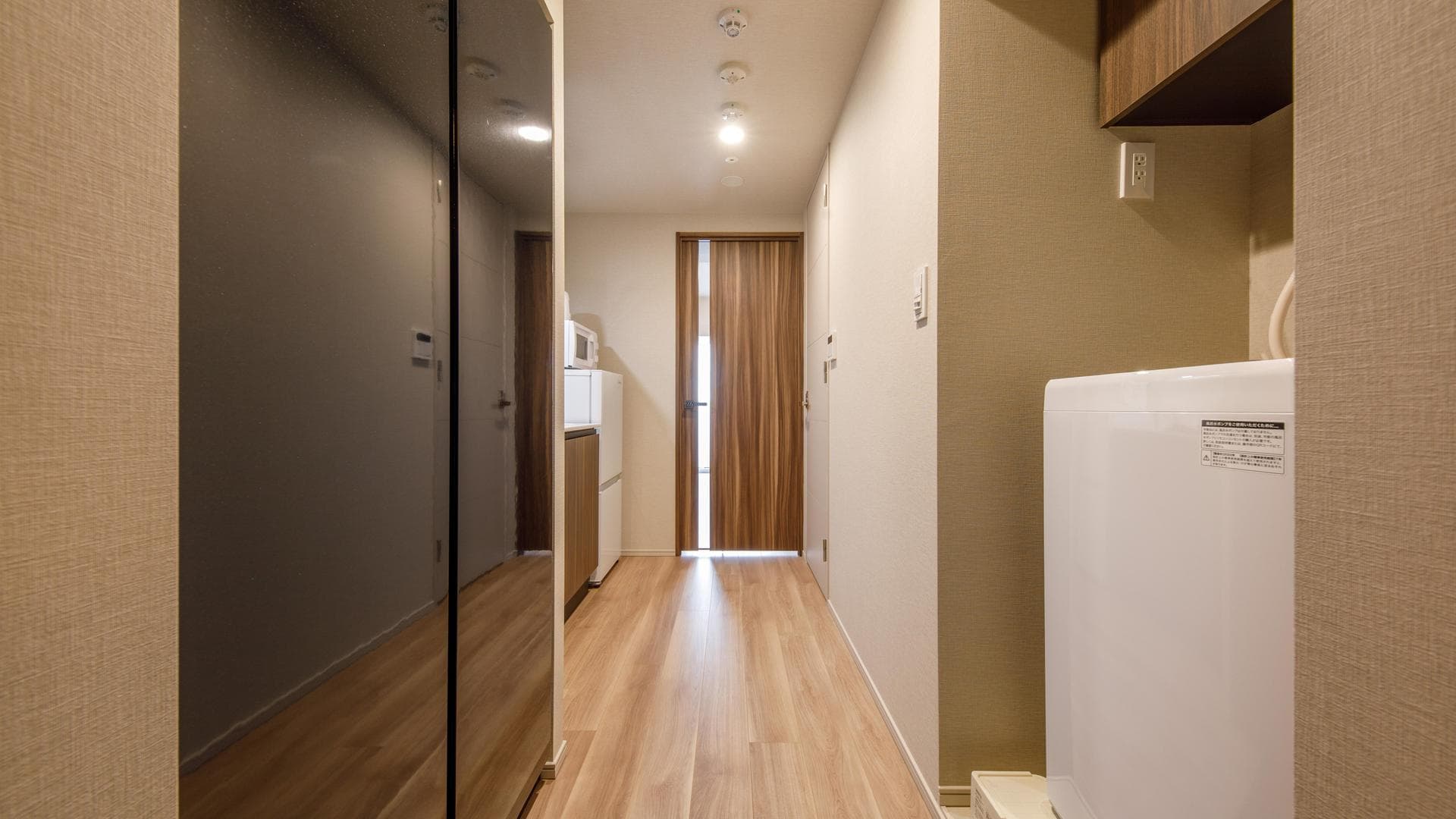 Room image 13