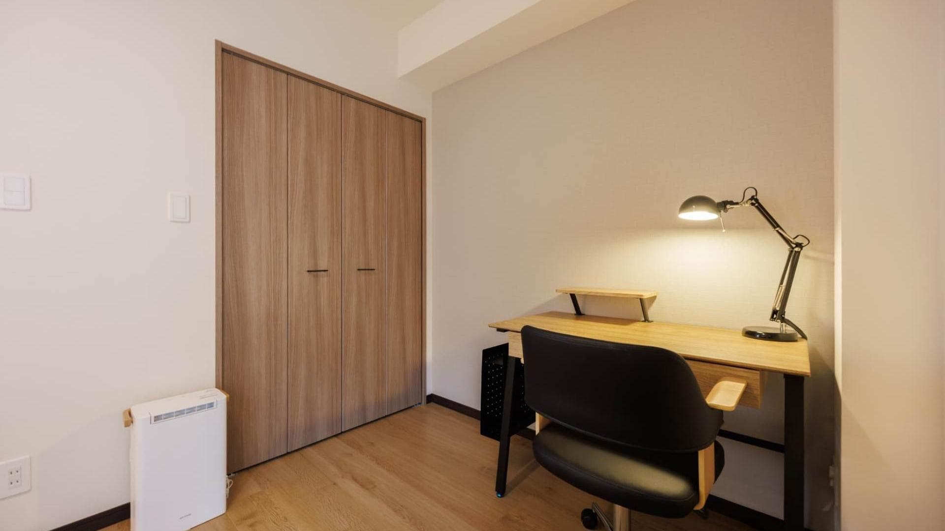 Room image 9