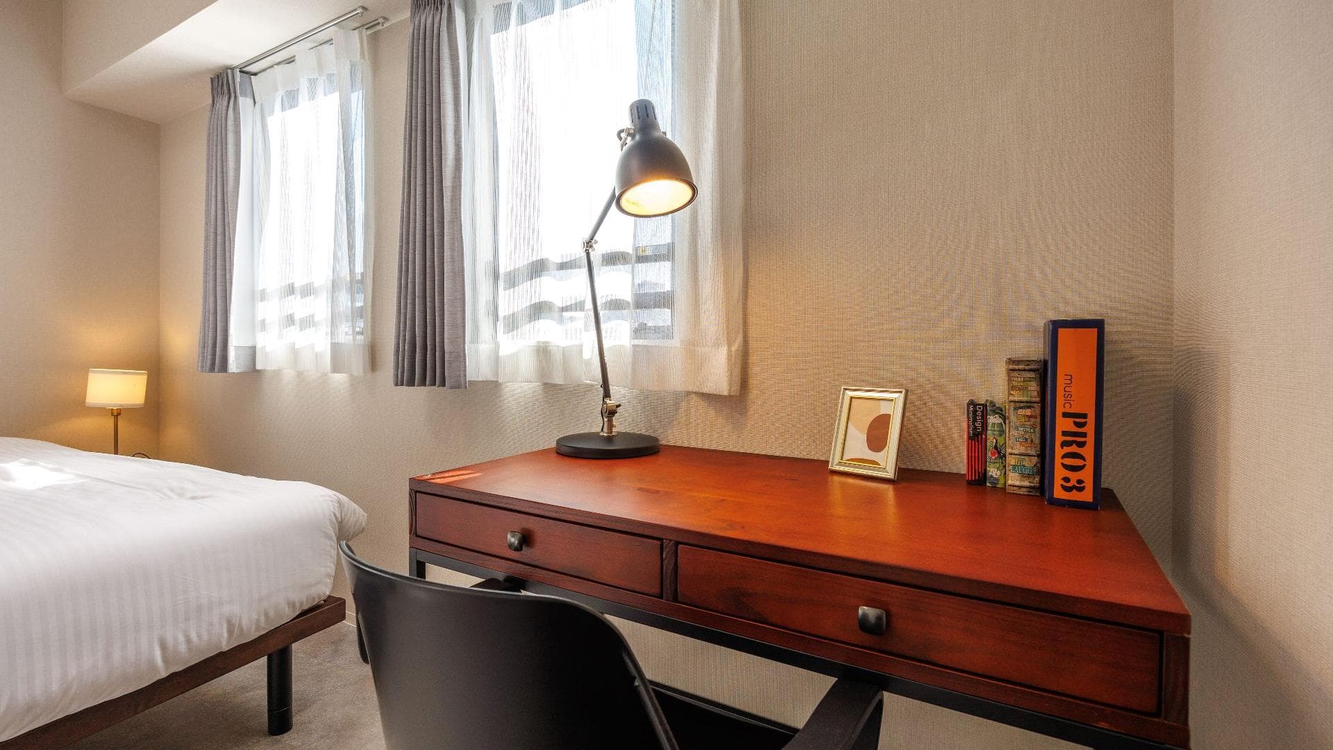 Room image 11
