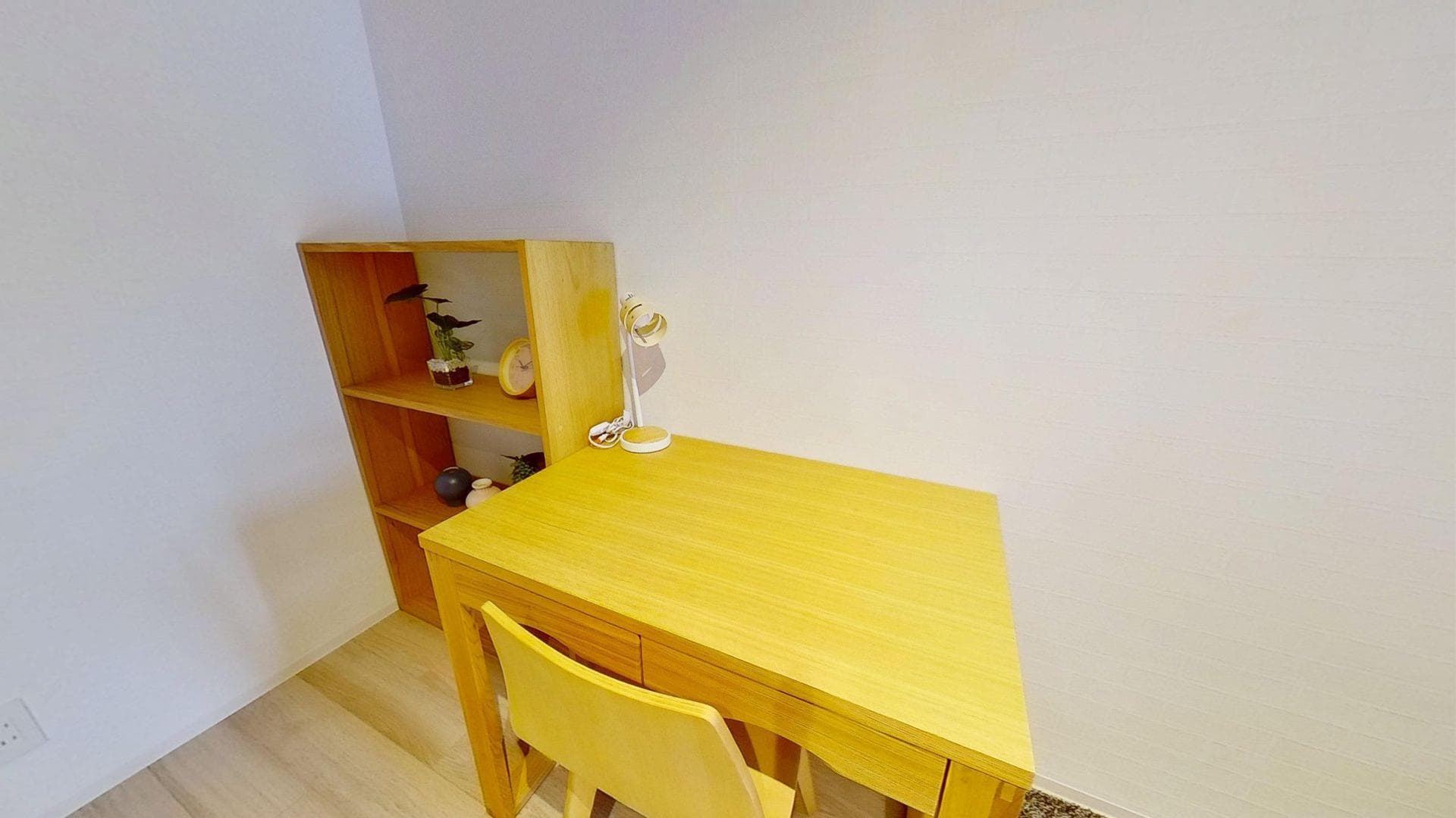 Room image 13