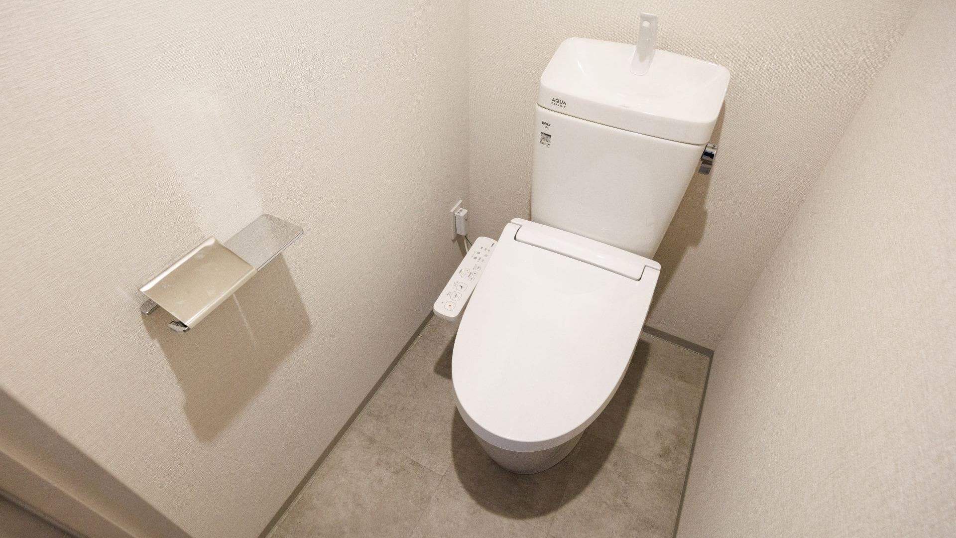 Room image 10