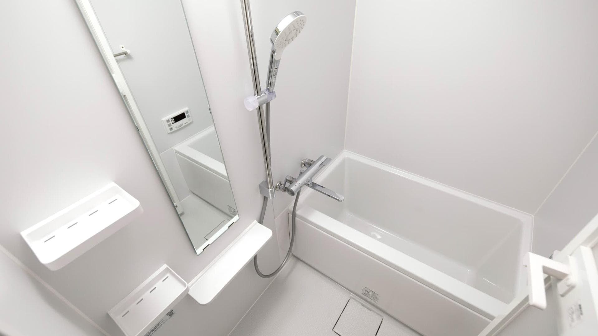 Room image 13