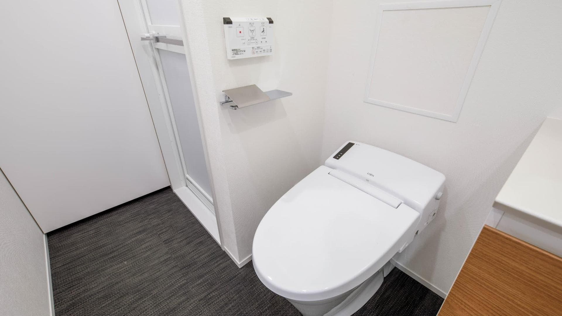 Room image 10