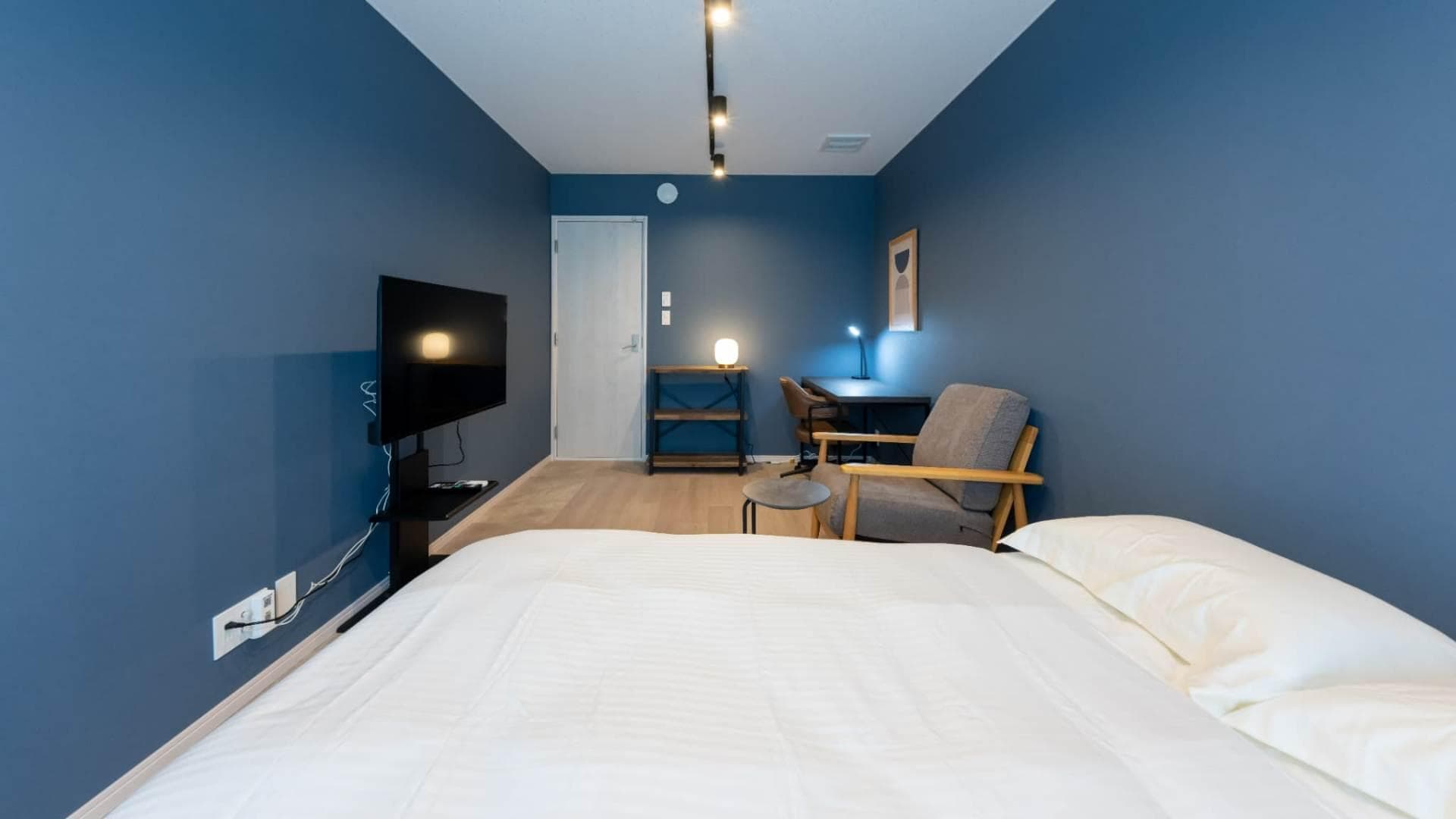 Room image 9