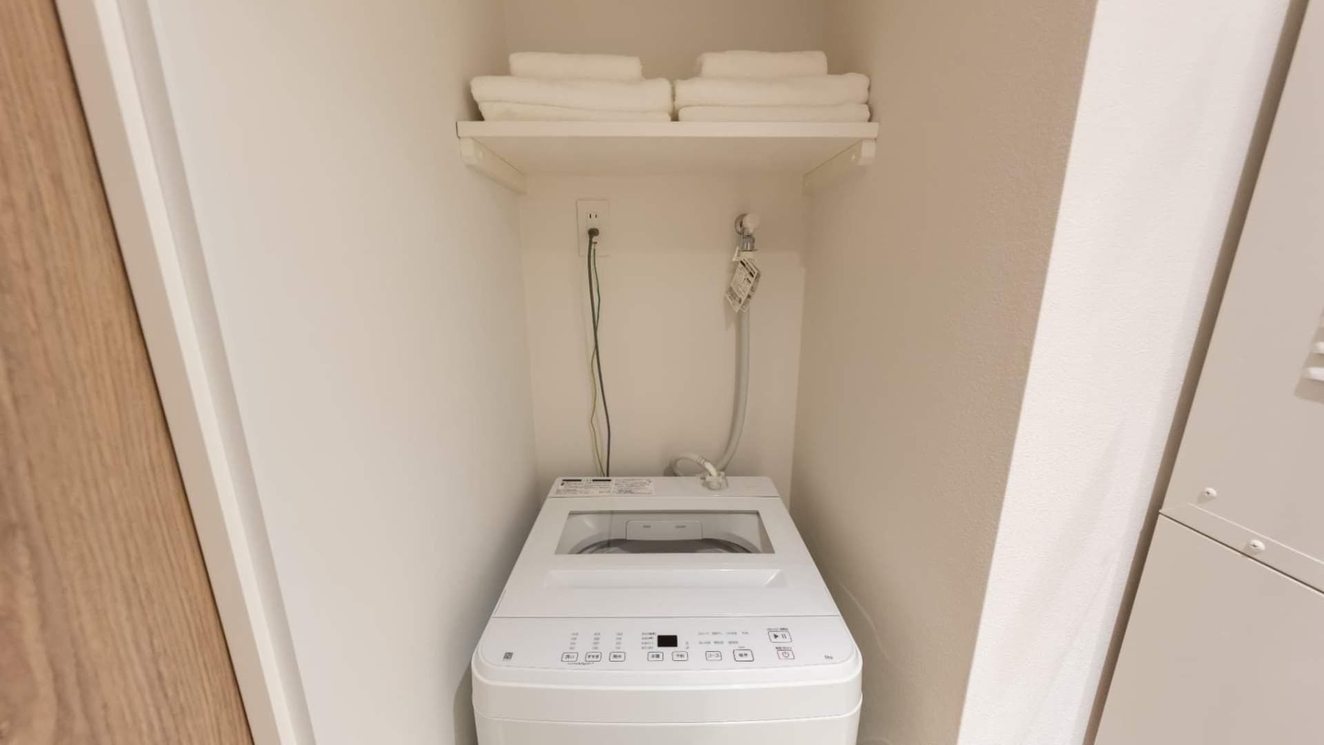 Room image 15