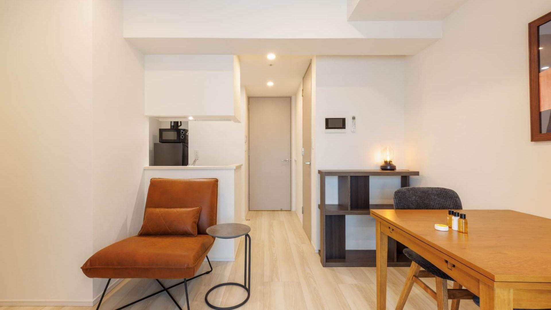 Room image 9