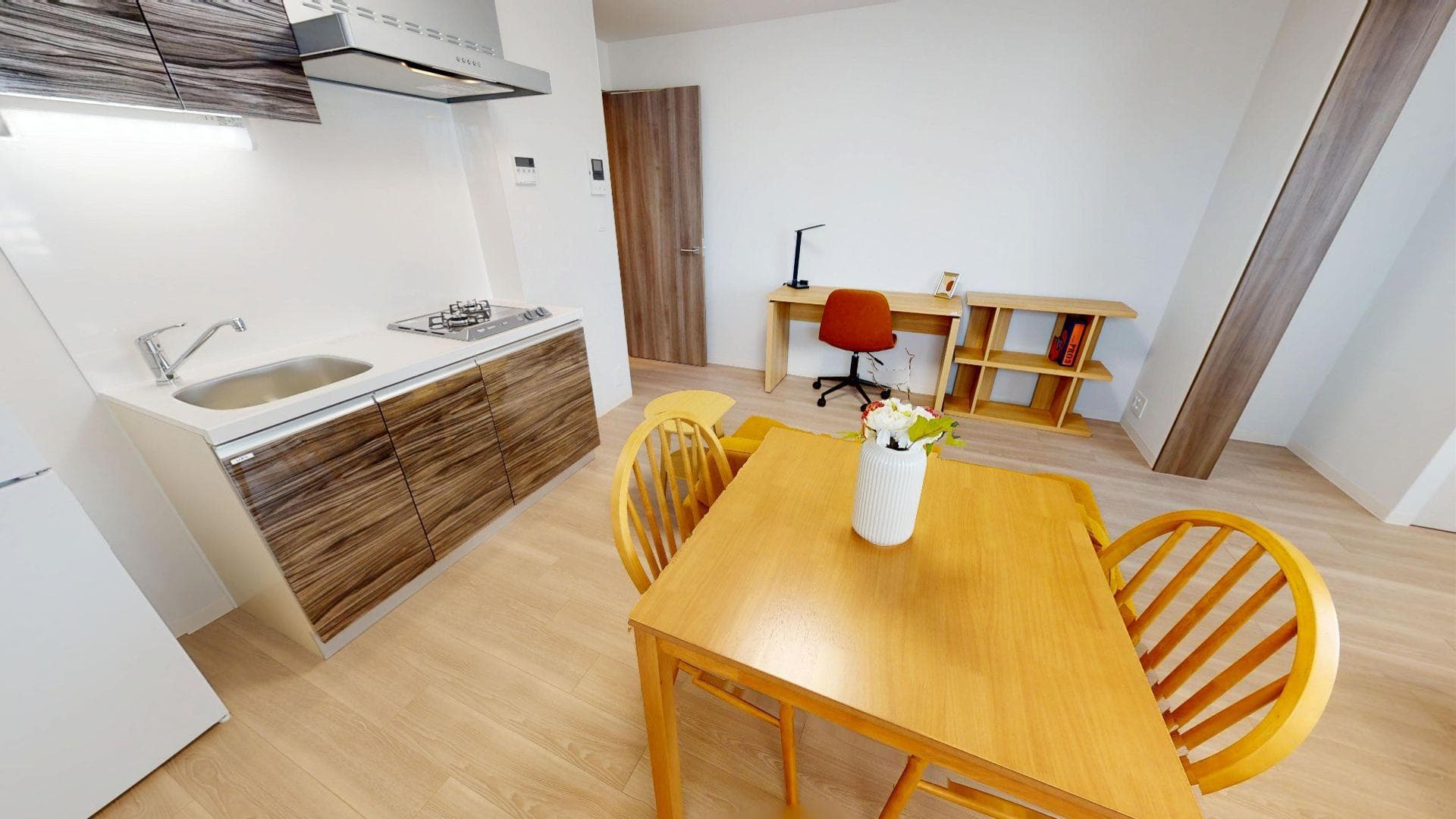 Room image 10