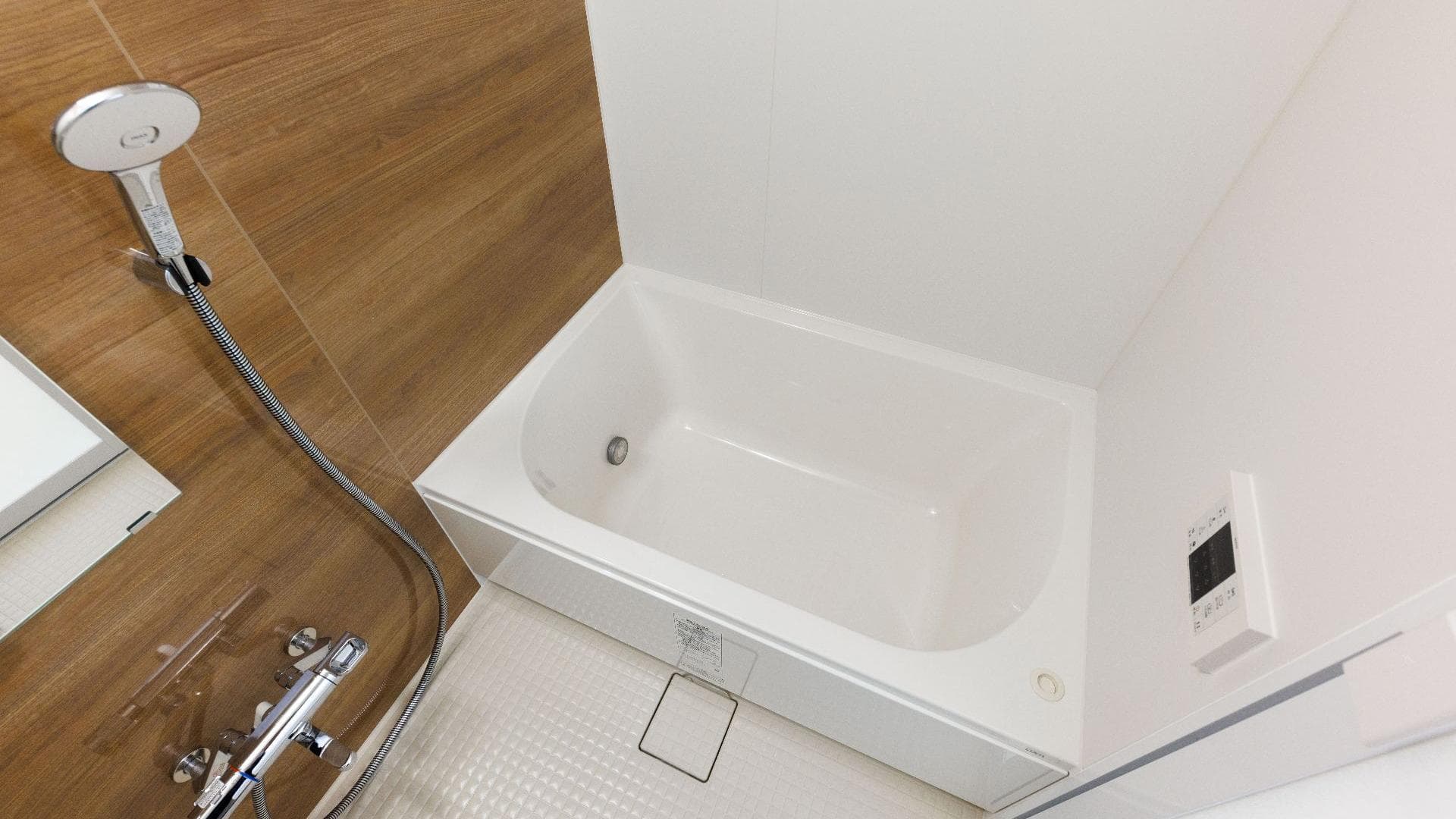 Room image 12