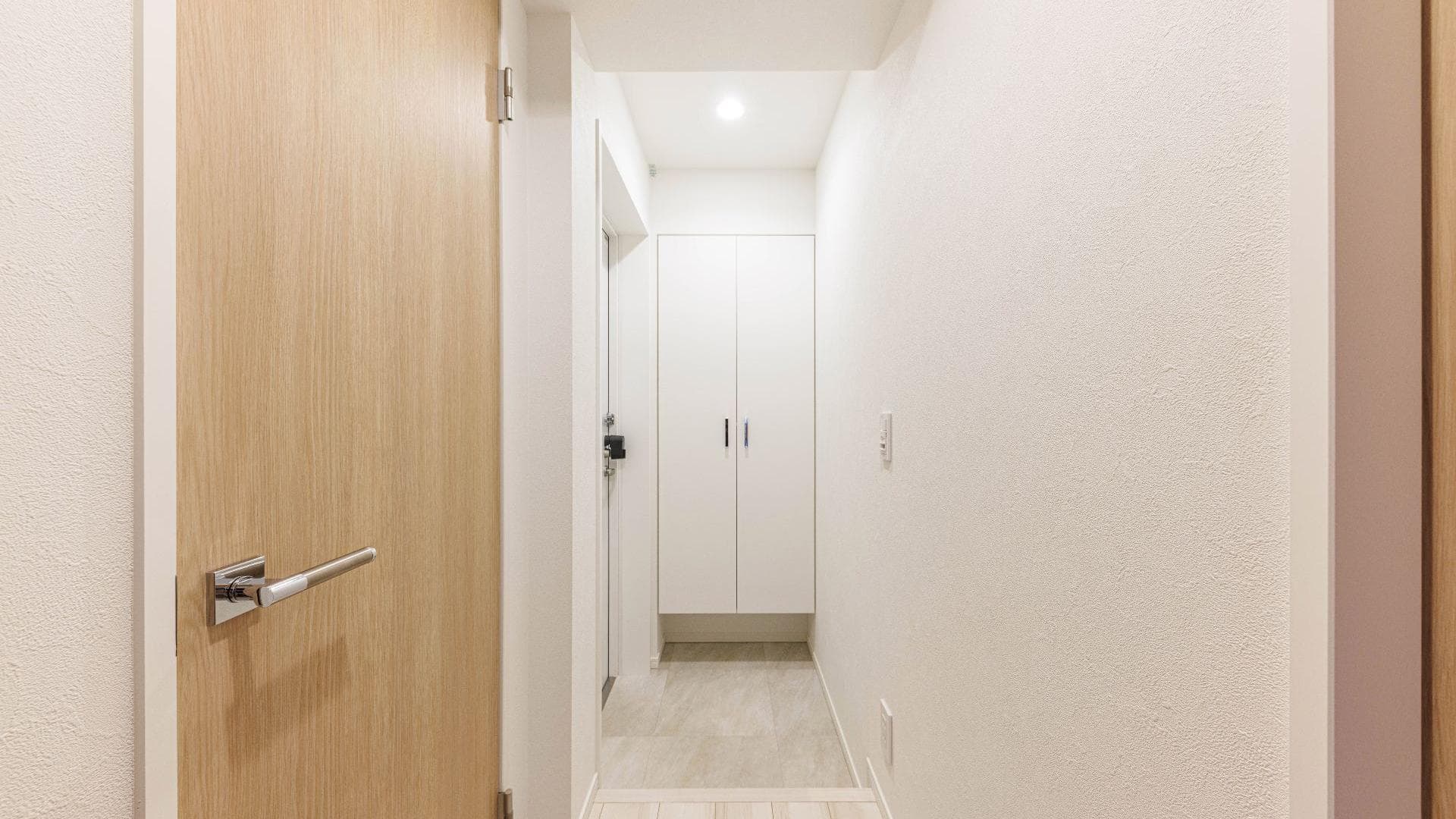Room image 14