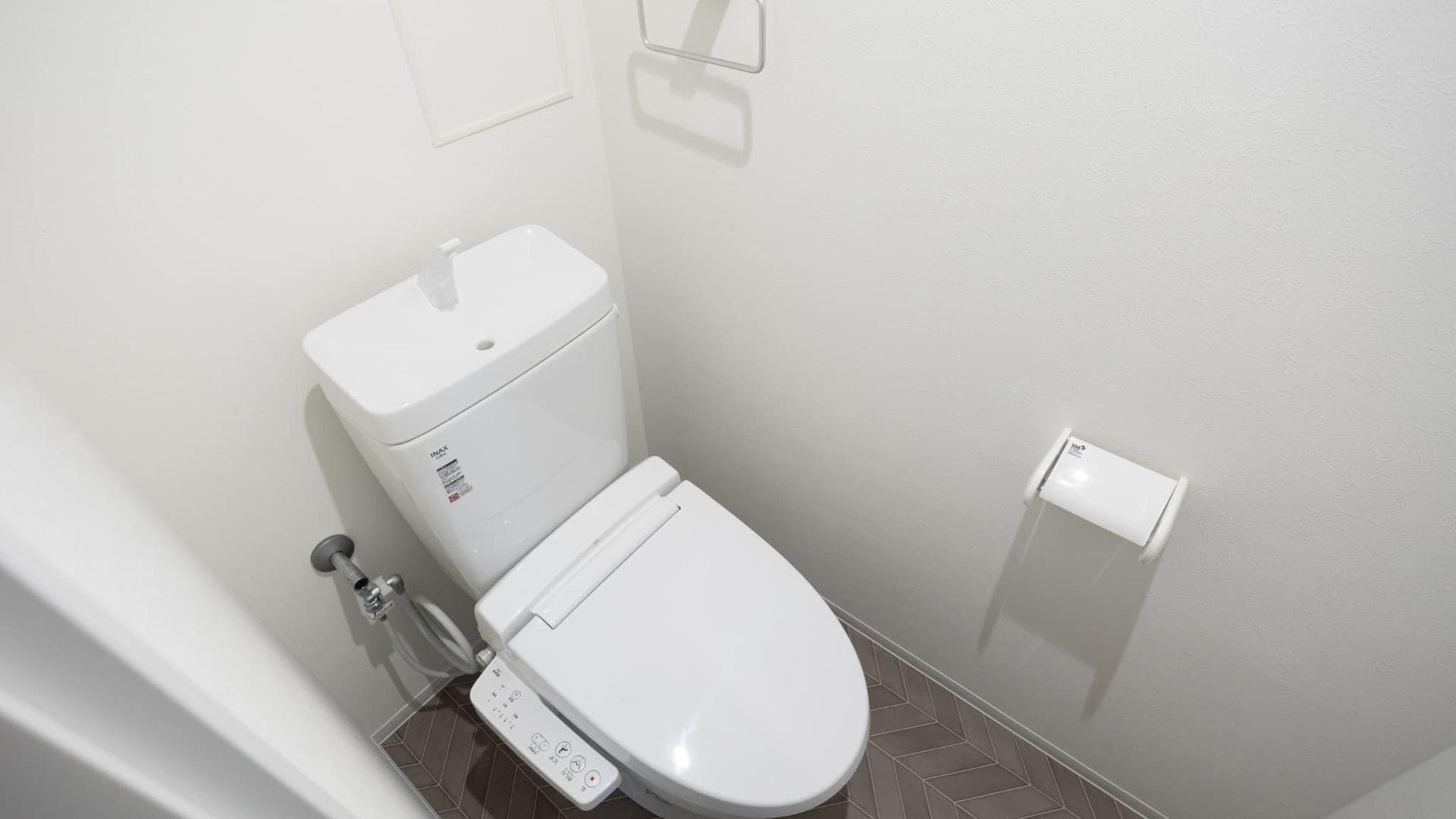 Room image 11