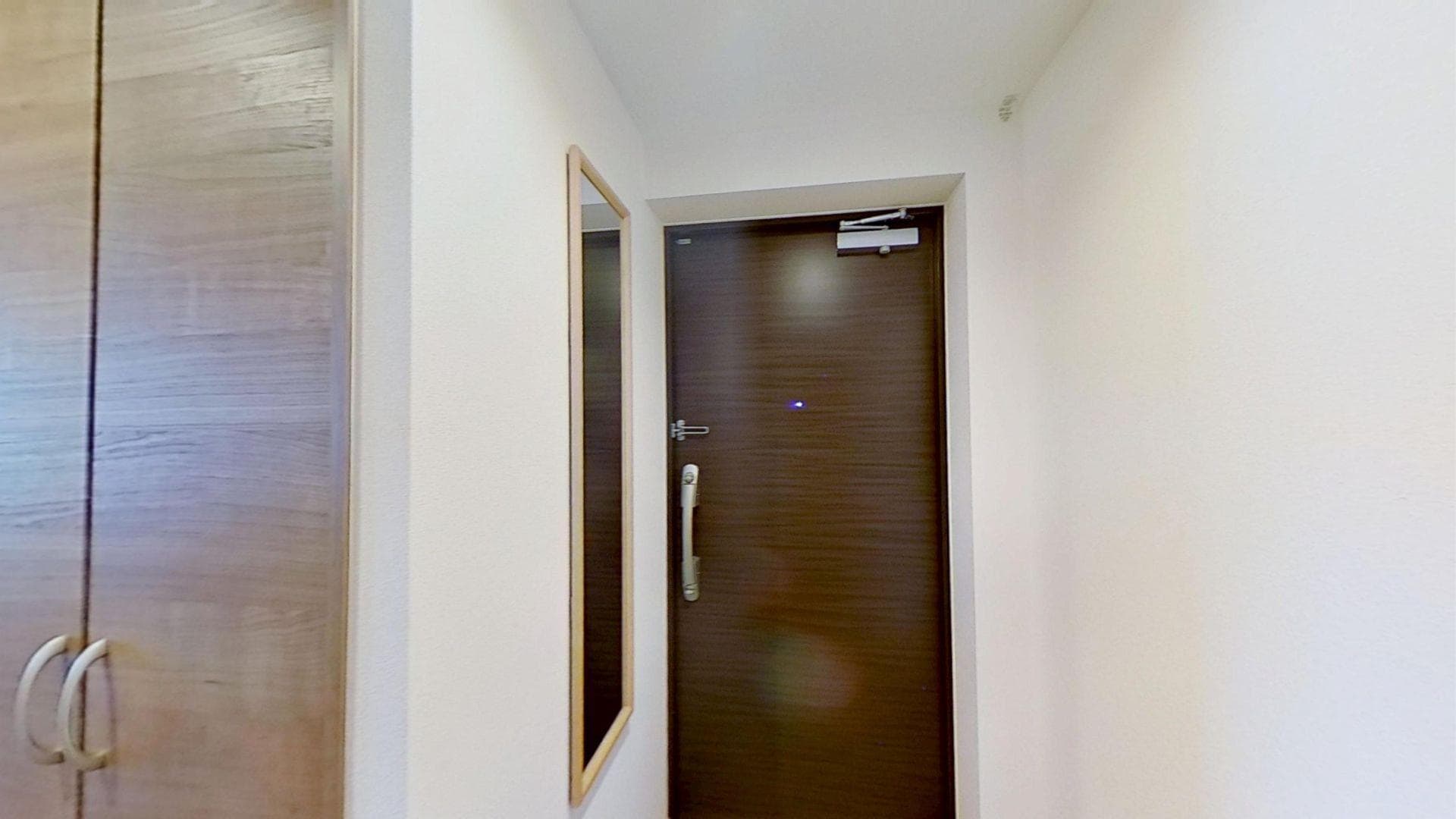 Room image 16