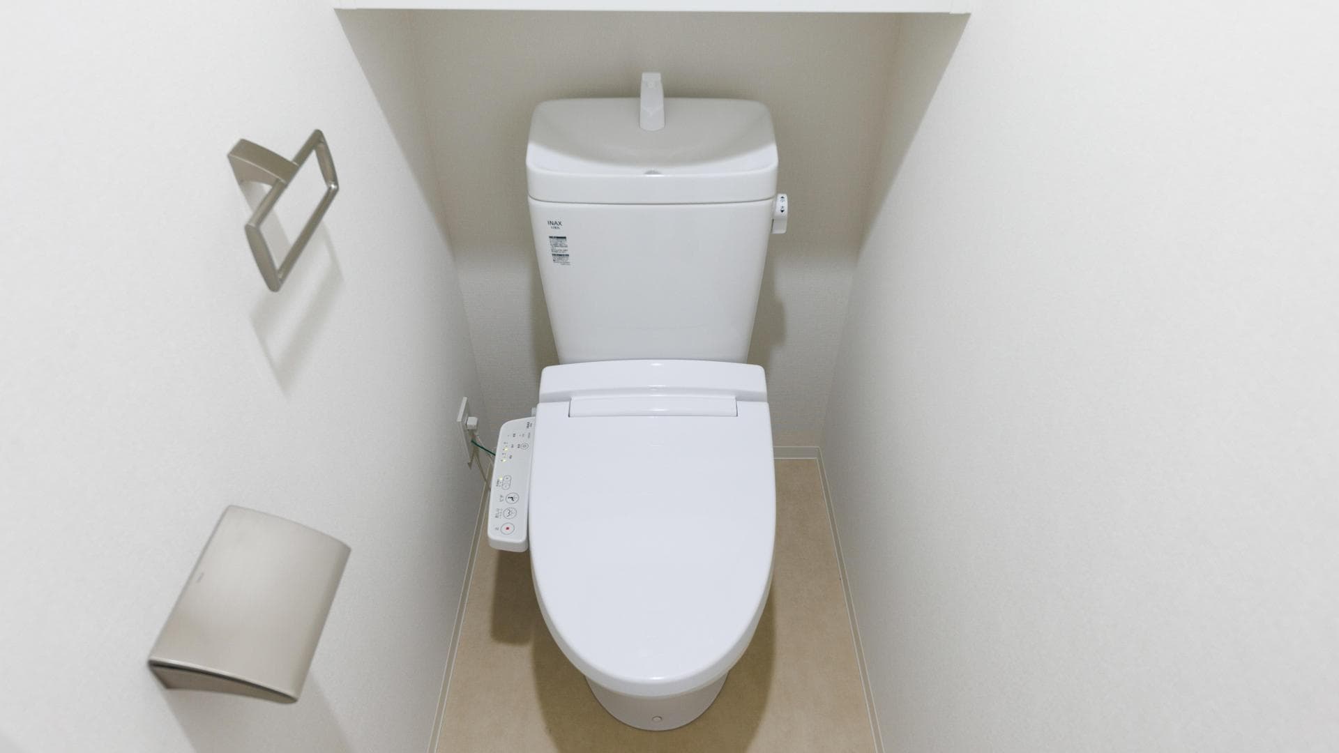 Room image 8