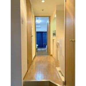 Room image 9