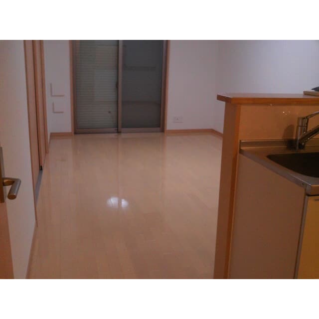 Room image 13