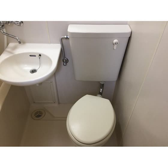 Room image 11