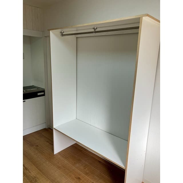Room image 15