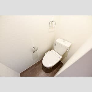 Room image 10
