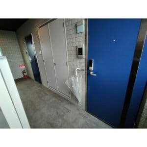 Room image 11