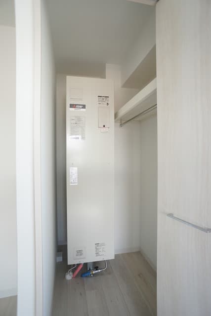 Room image 10