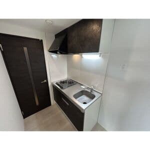Room image 8