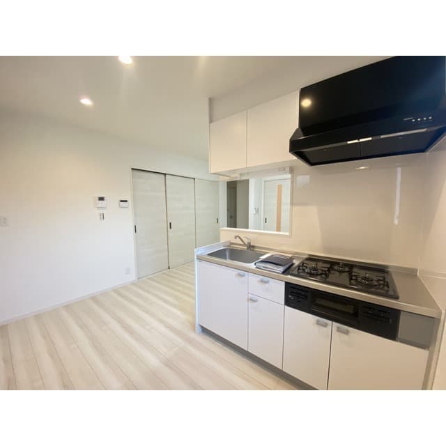 Room image 11