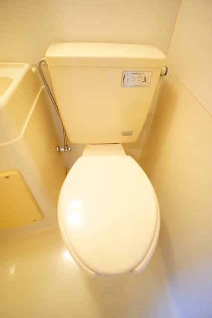 Room image 8