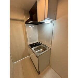 Room image 10