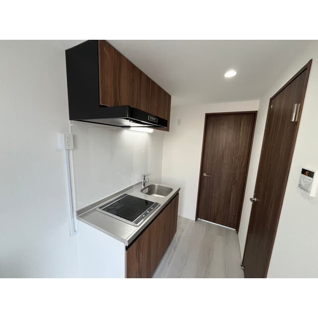 Room image 10