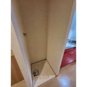 Room image 14