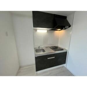 Room image 8
