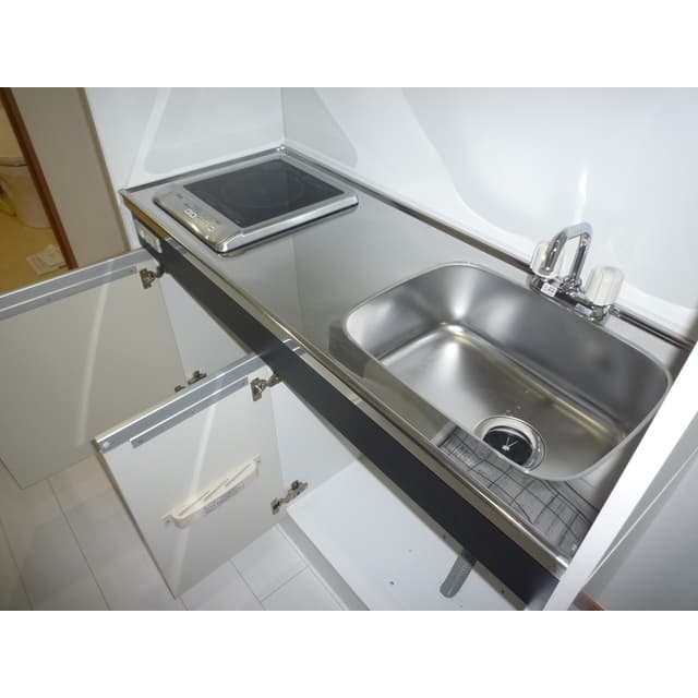 Room image 16