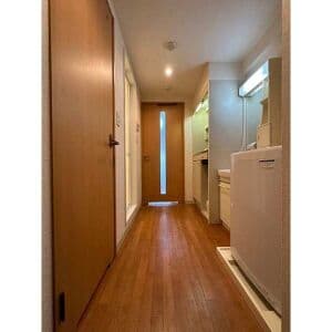 Room image 10