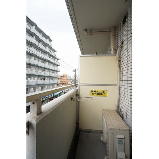 Room image 14