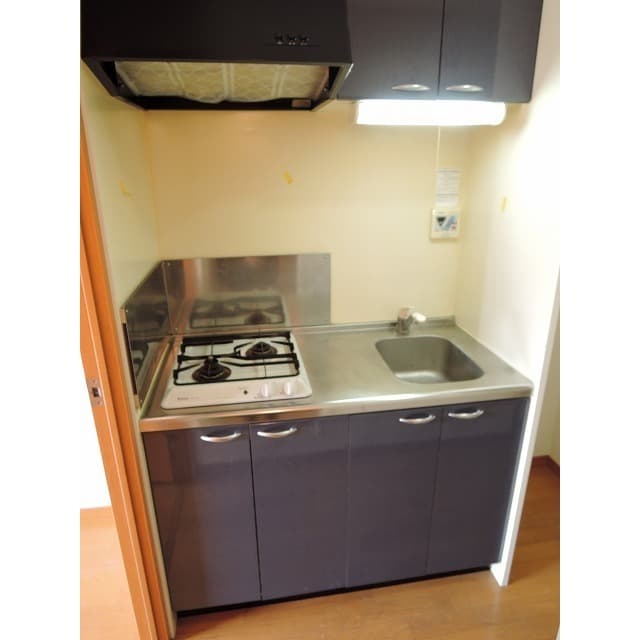 Room image 10