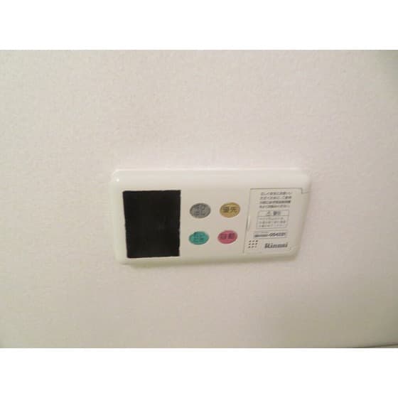 Room image 12