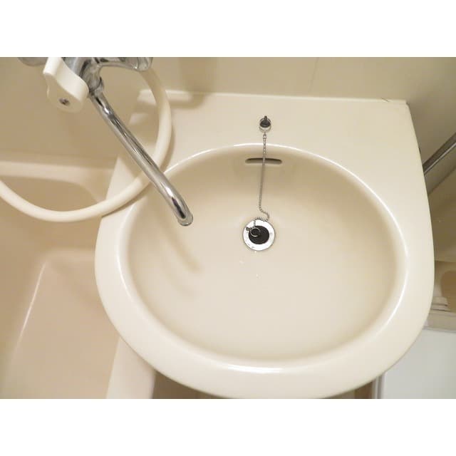 Room image 12
