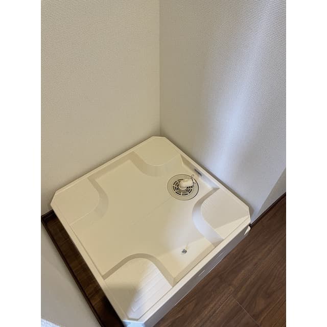 Room image 14