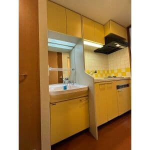 Room image 15