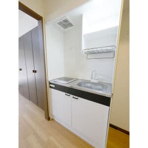 Room image 16