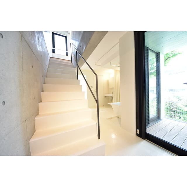 Room image 13