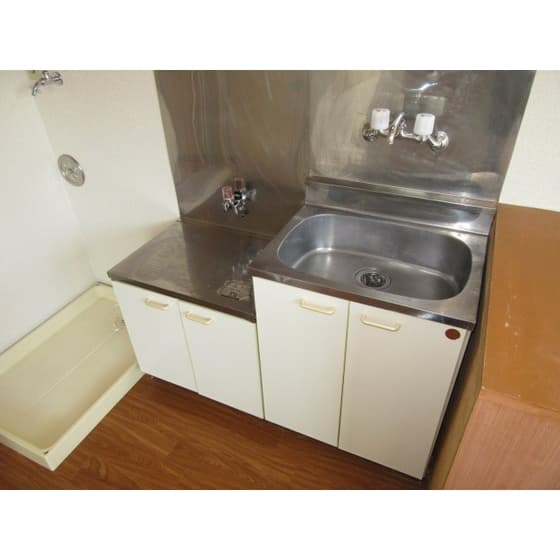 Room image 9