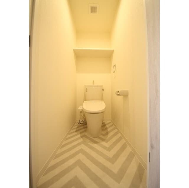 Room image 11