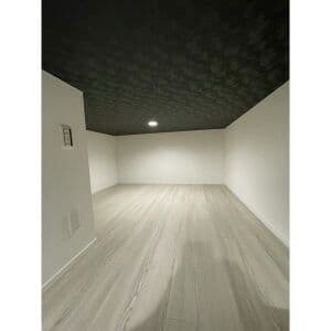 Room image 14
