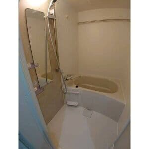 Room image 8