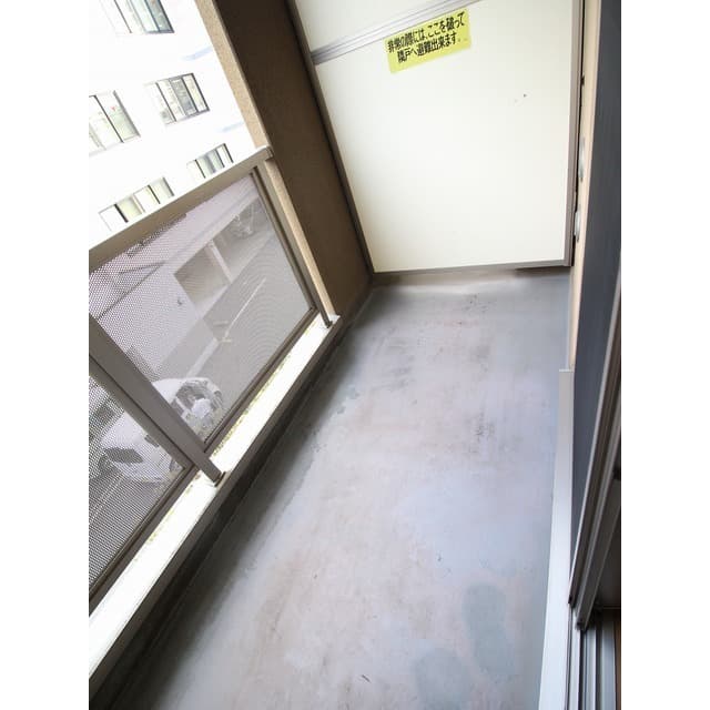 Room image 11