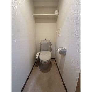 Room image 13
