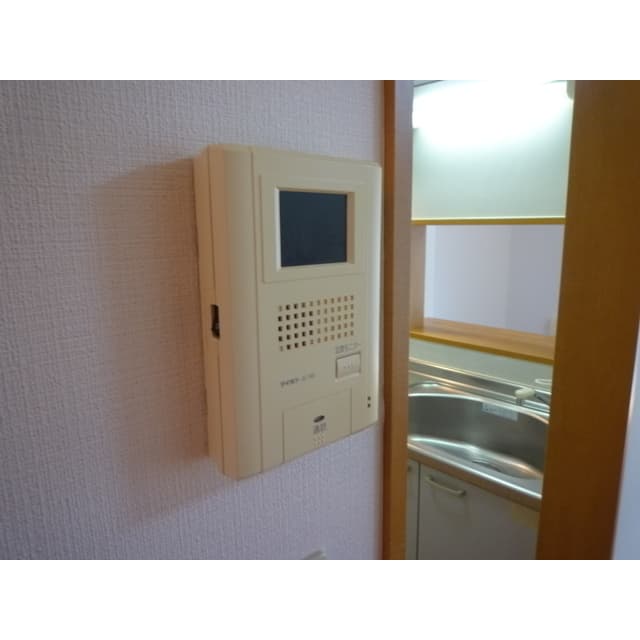Room image 11